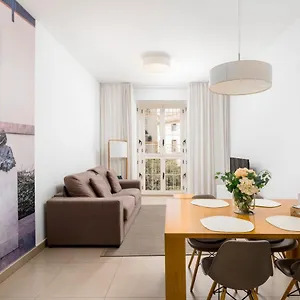 https://suites-del-pintor.es-andalucia.com